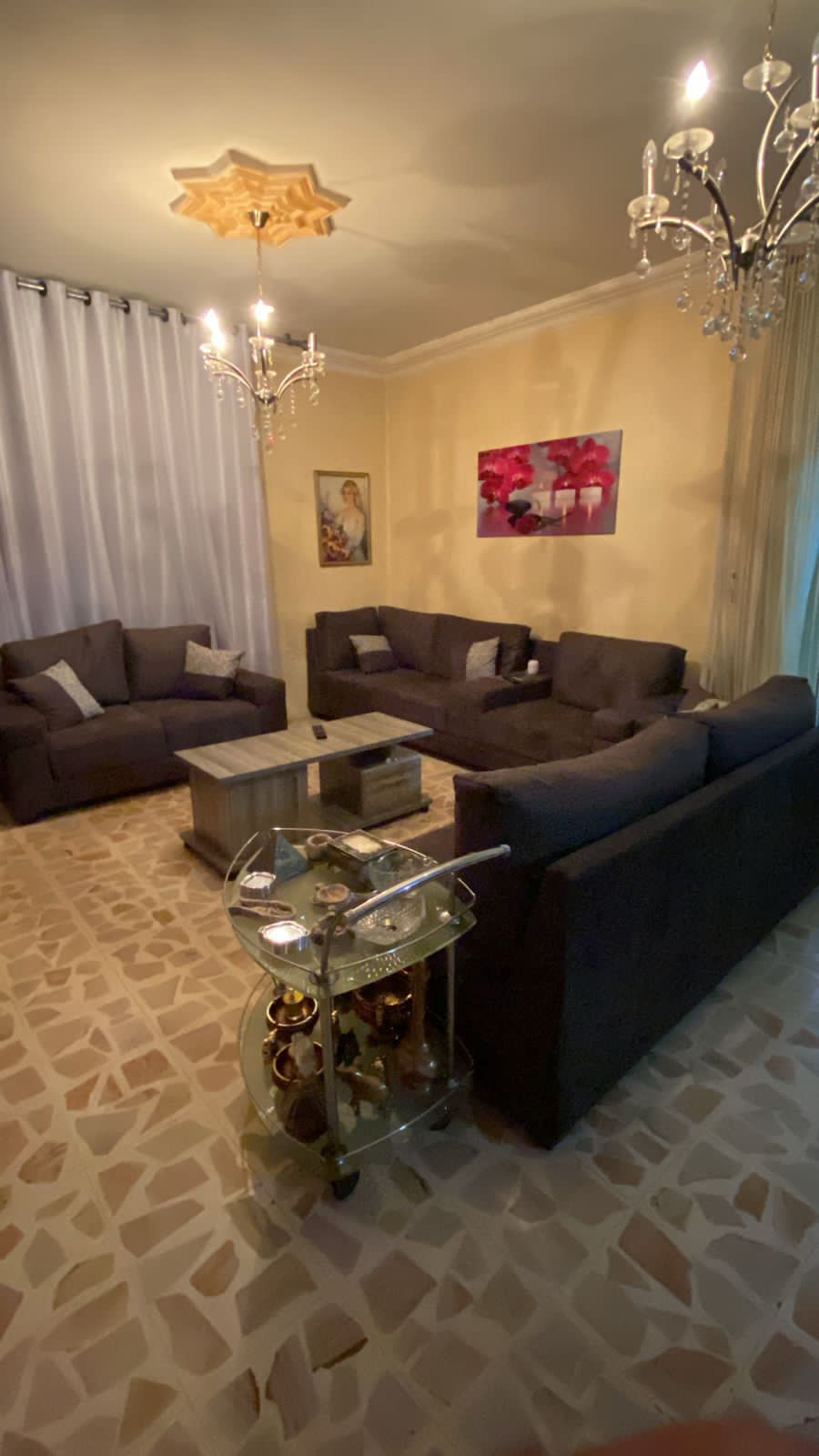 شقة 100 م طابق ثاني للبيع في أبو نصير بالقرب من مدارس الصرح شقة 100 م طابق ثاني للبيع في أبو نصير بالقرب من مدارس الصرح