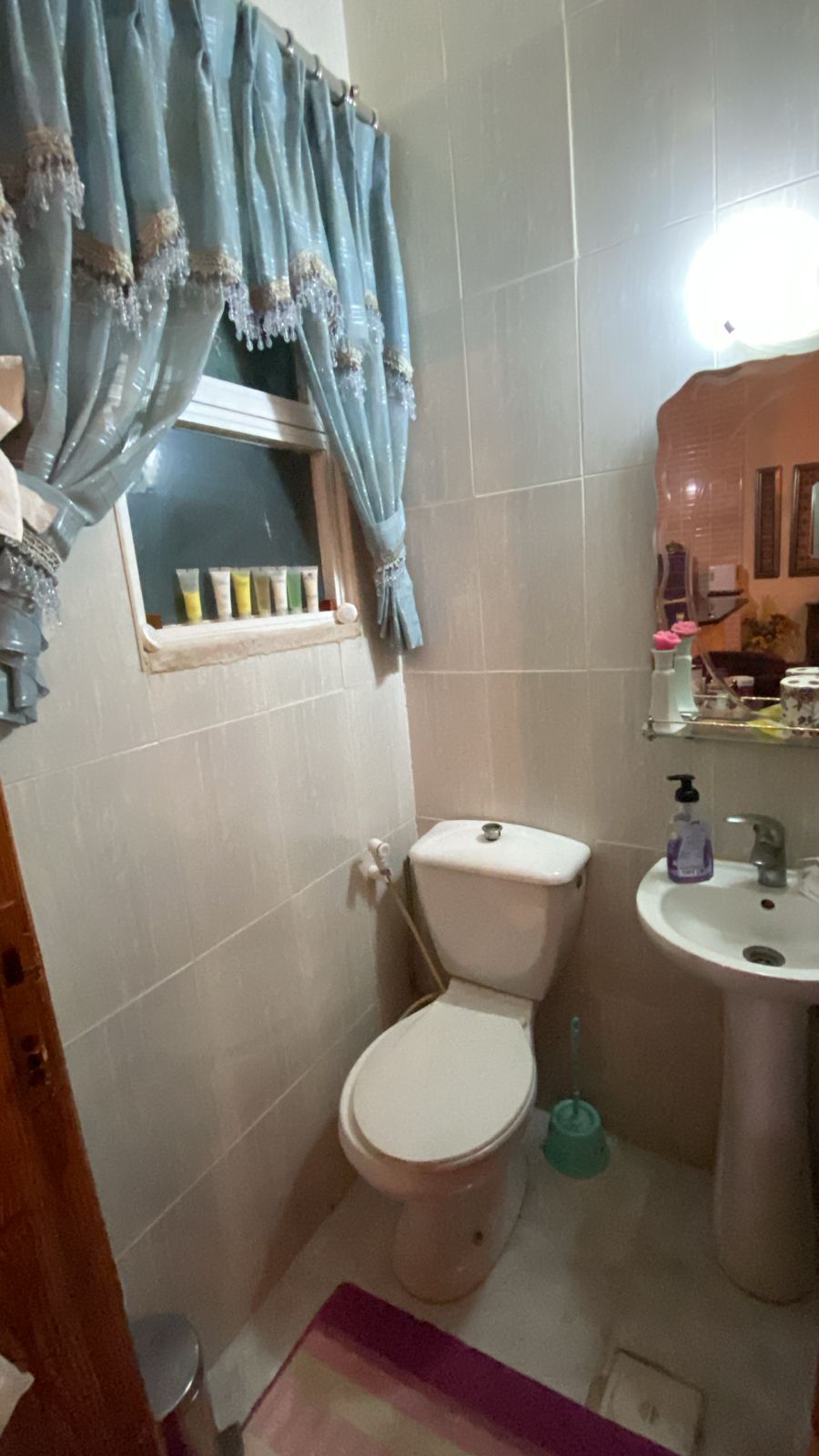 شقة 100 م طابق ثاني للبيع في أبو نصير بالقرب من مدارس الصرح شقة 100 م طابق ثاني للبيع في أبو نصير بالقرب من مدارس الصرح