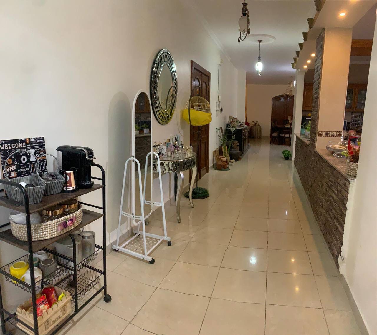 فيلا مستقلة فاخرة للبيع باطلالة ساحره – مرج الحمام عمّان